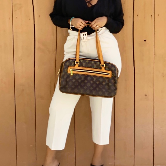 🚫SOLD🚫Louis Vuitton Cite GM Monogram - Picture 1 of 10